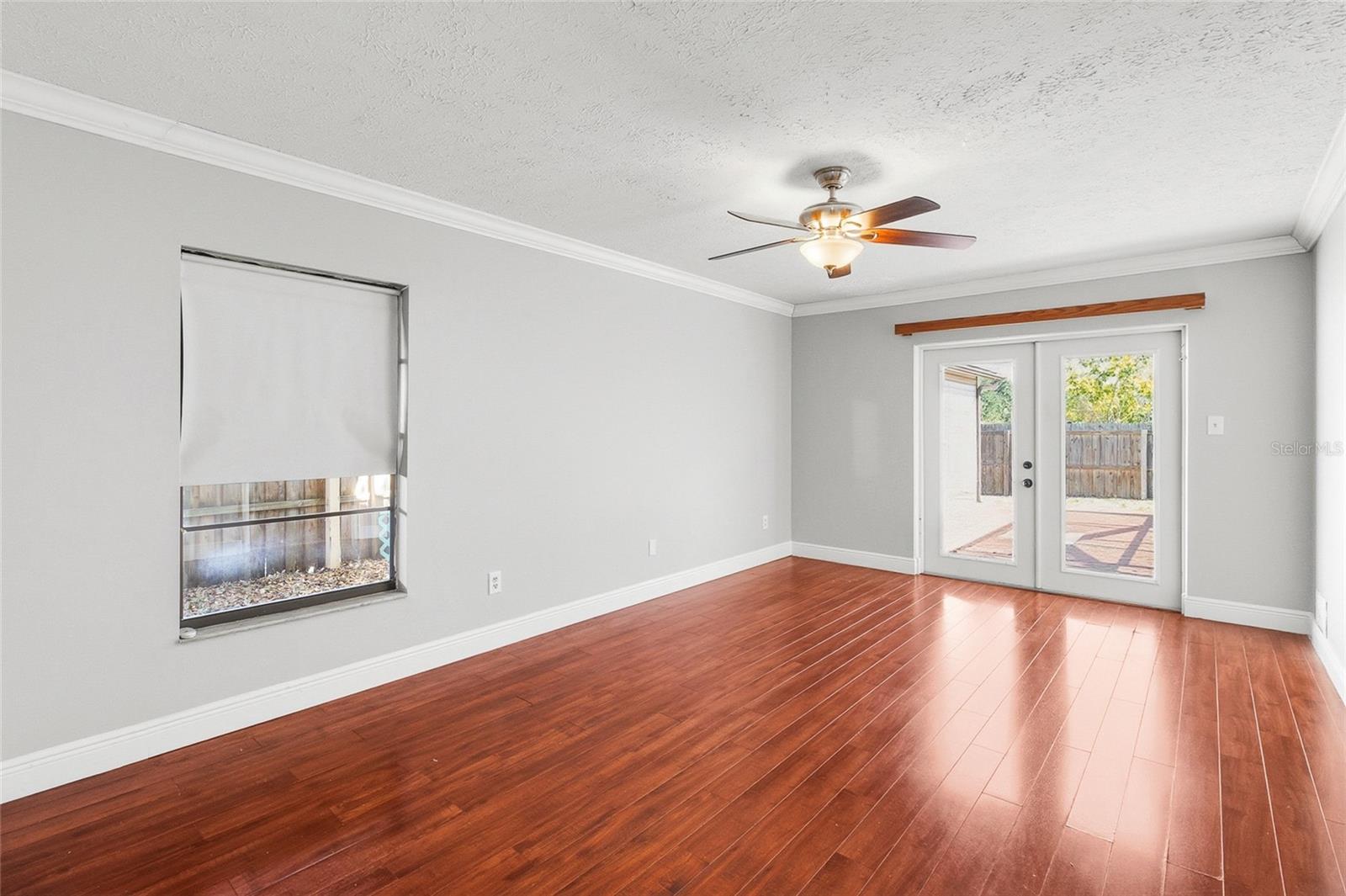 COUNTRY PLACE UNIT 3 B - Residential