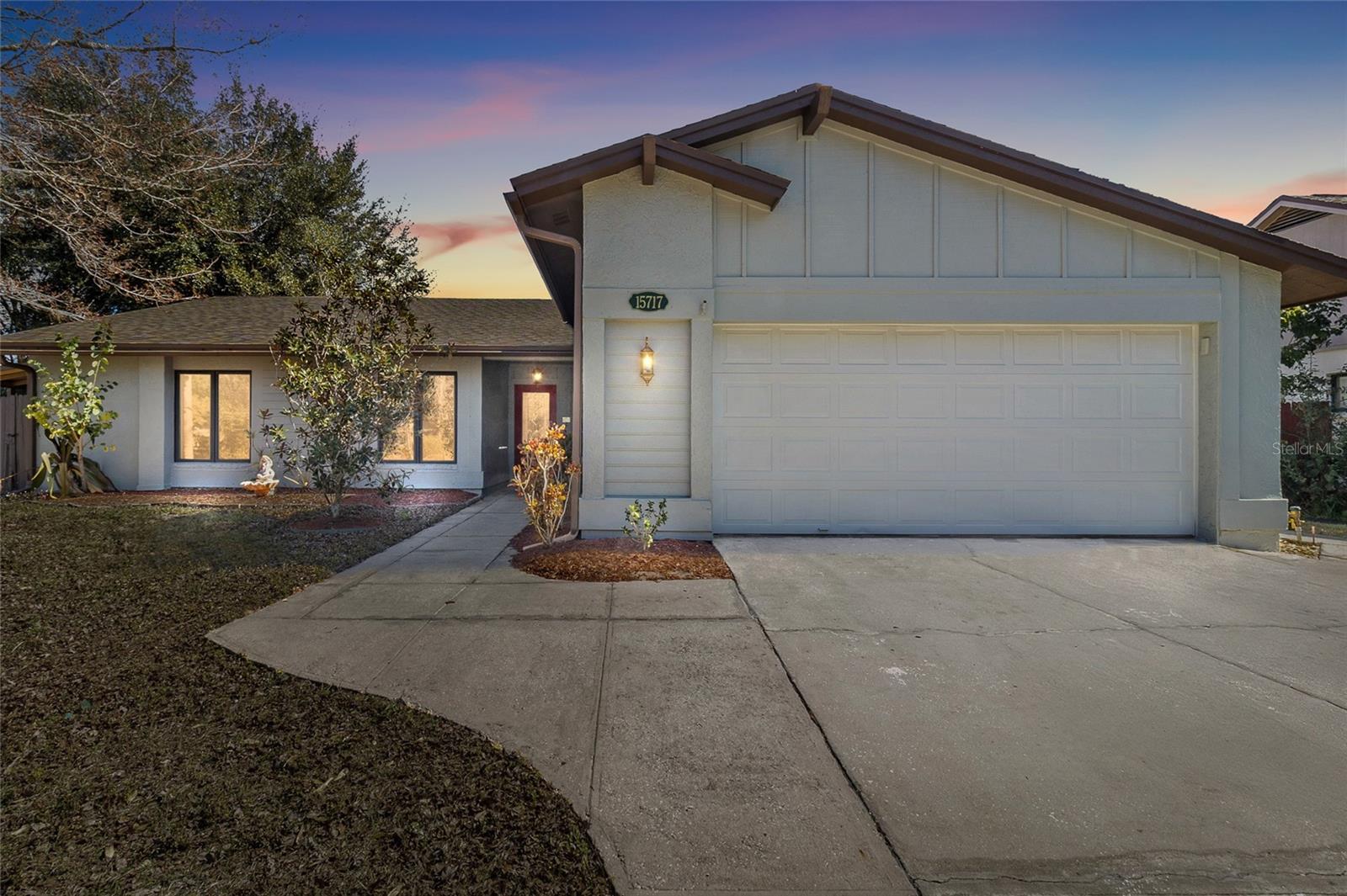 COUNTRY PLACE UNIT 3 B - Residential