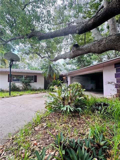 977 GERSHWIN DRIVE LARGO FL 33771