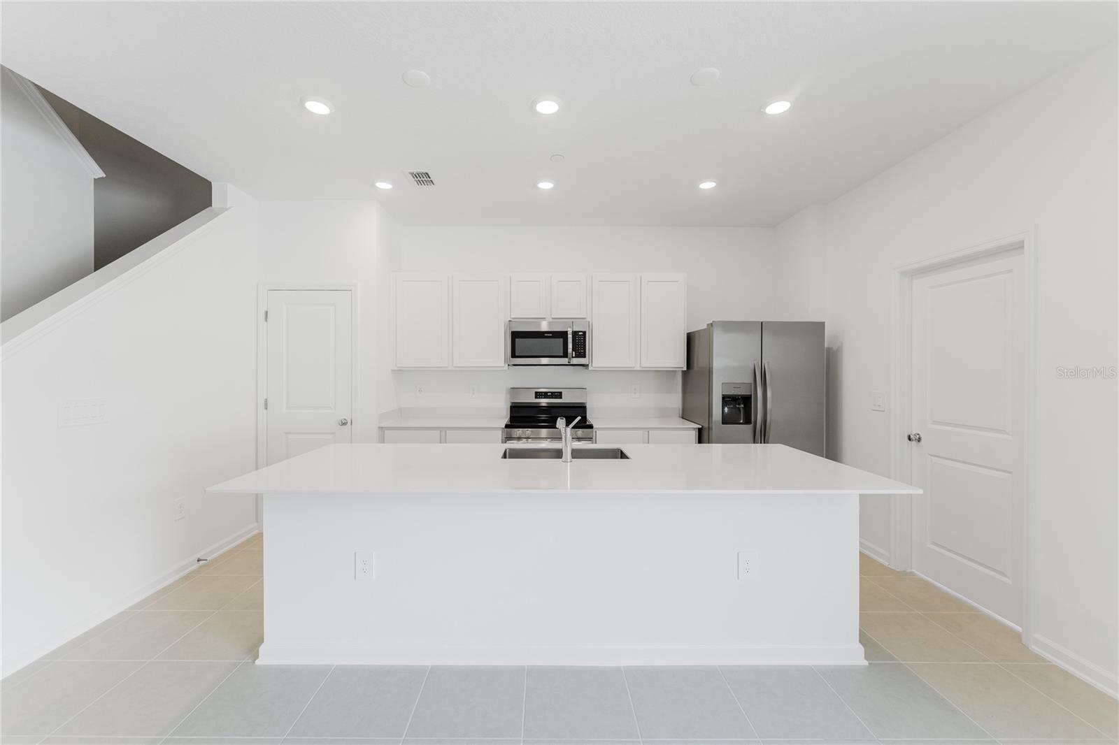 BRONSON'S RDG REPLAT - Residential Lease