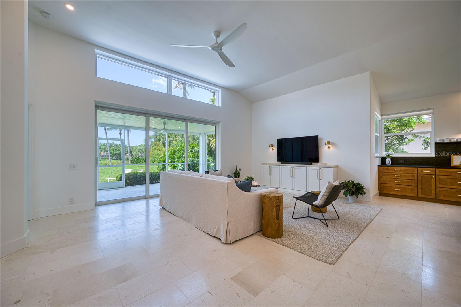 UNIVERSITY PARK COUNTRY CLUB - Residential