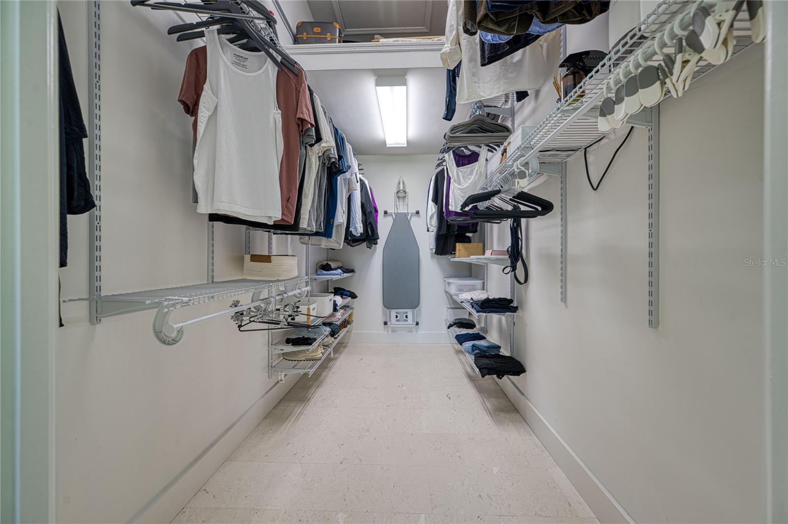 UNIVERSITY PARK COUNTRY CLUB - Residential