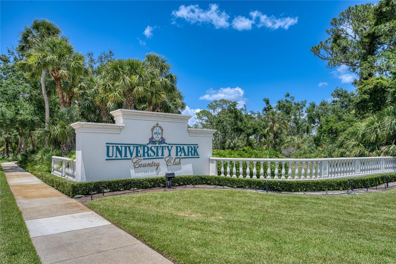 UNIVERSITY PARK COUNTRY CLUB - Residential