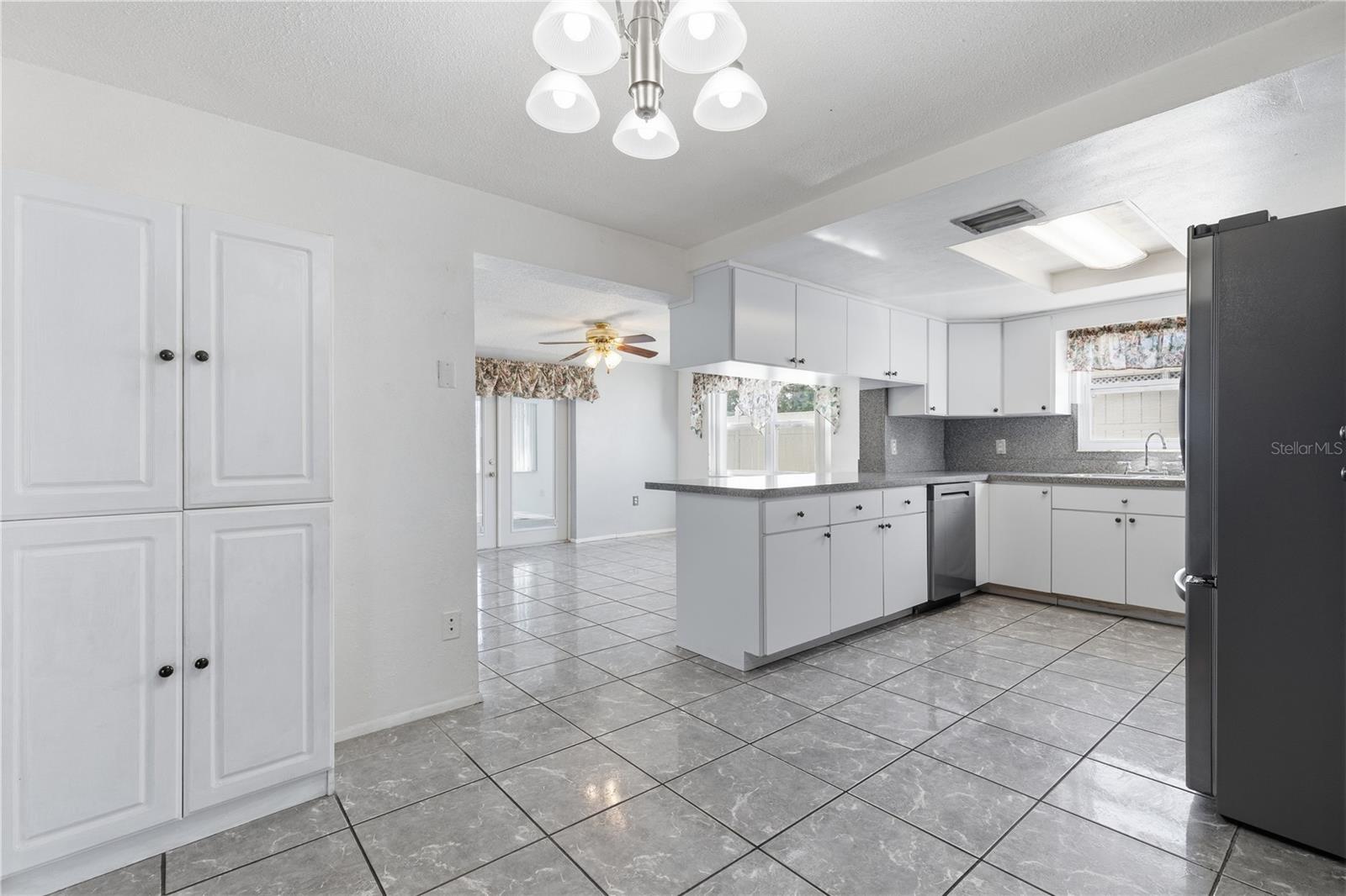 EMBASSY HILLS - Residential