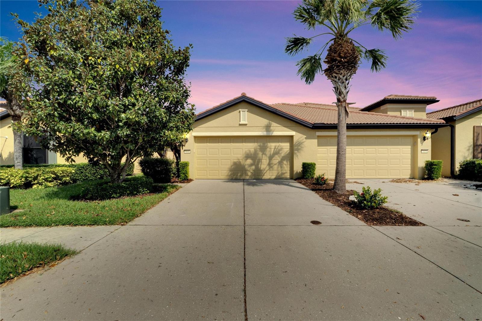 5648 SUNSET FALLS DRIVE