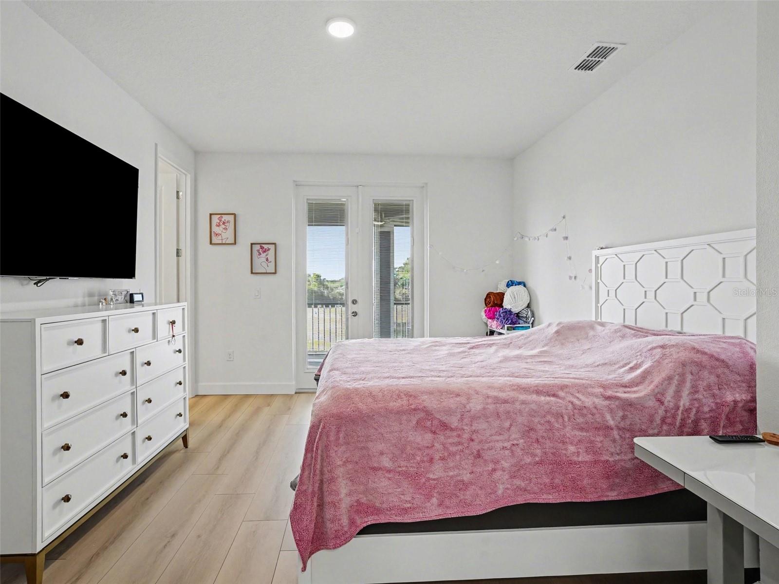 HAWKS OVERLOOK - Residential