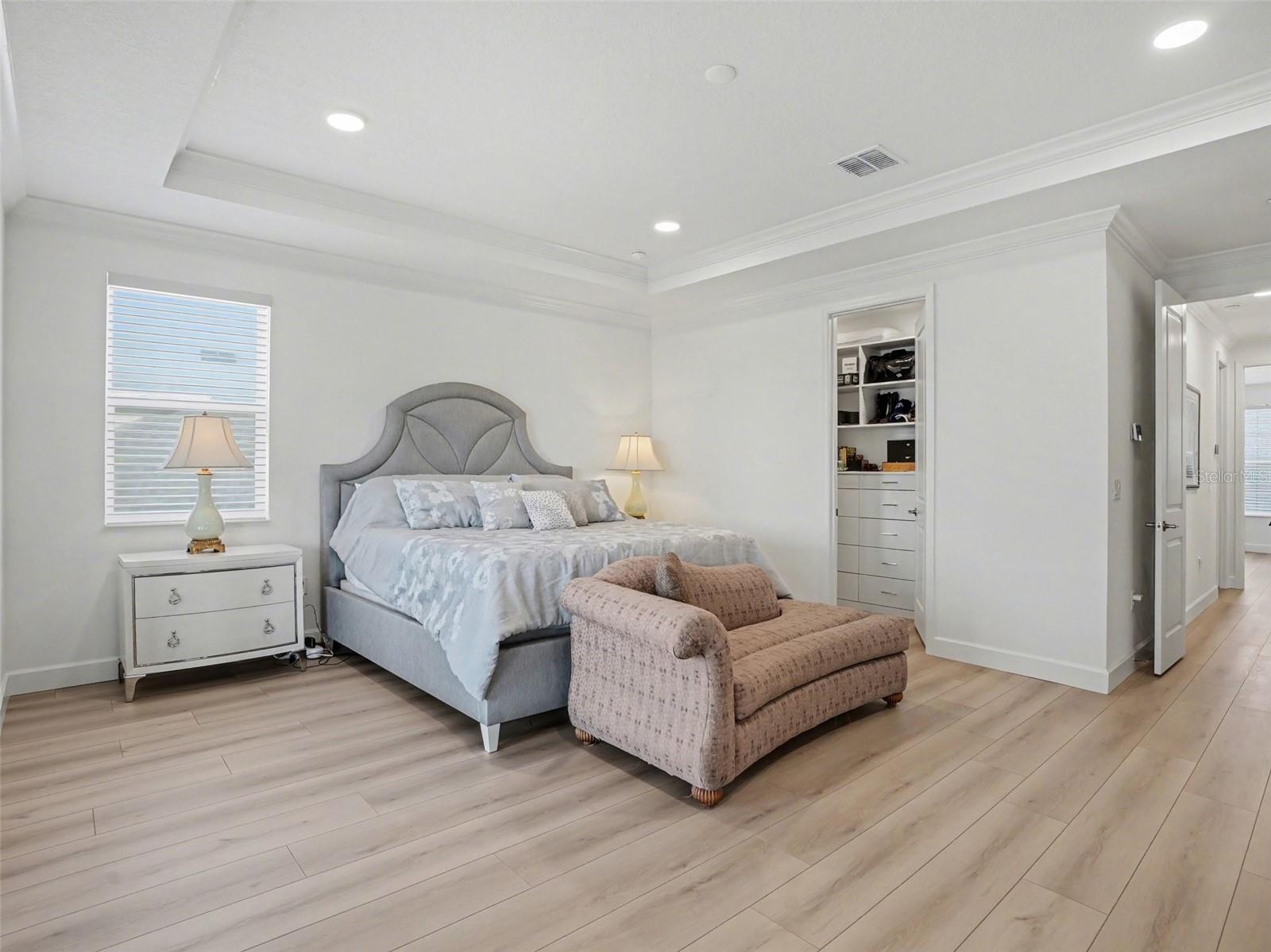 HAWKS OVERLOOK - Residential