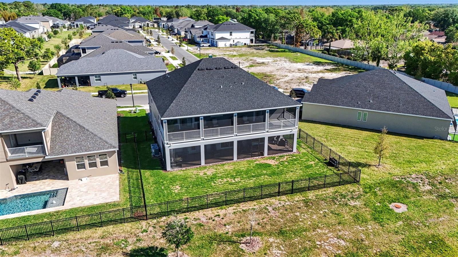 HAWKS OVERLOOK - Residential