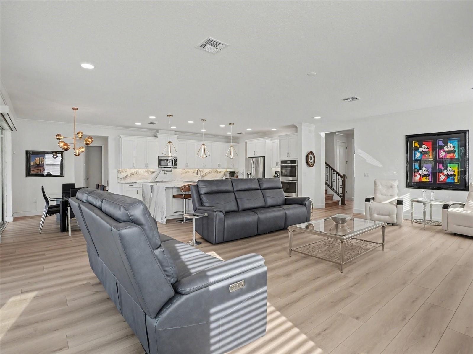 2612 RAVENCLIFFE TERRACE