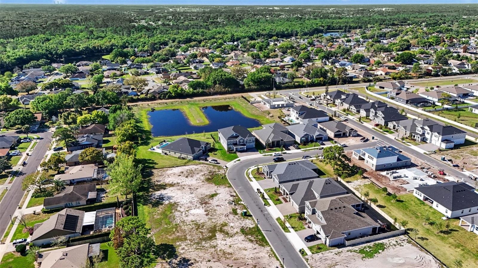 HAWKS OVERLOOK - Residential