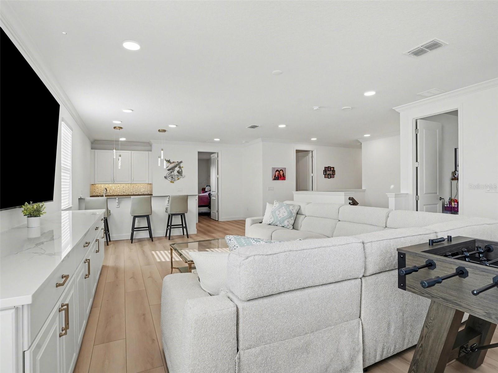 HAWKS OVERLOOK - Residential