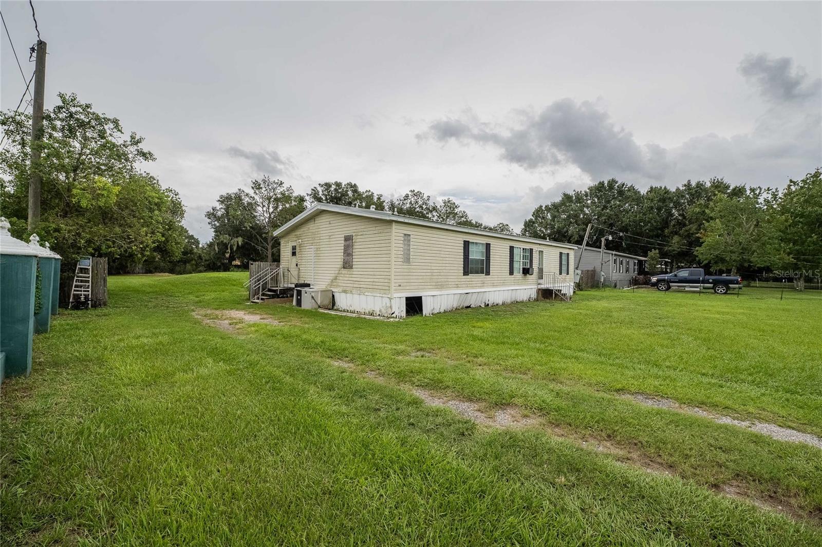 PINEVIEW ESTATES - Residential