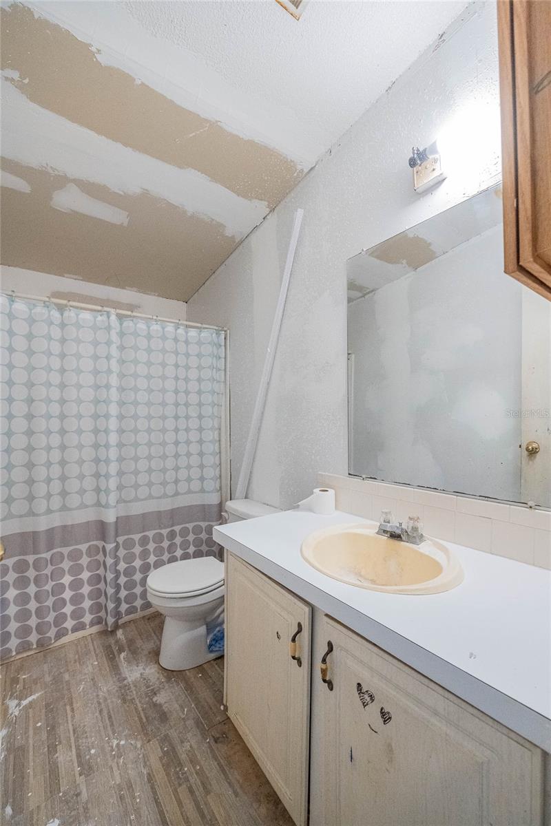 PINEVIEW ESTATES - Residential