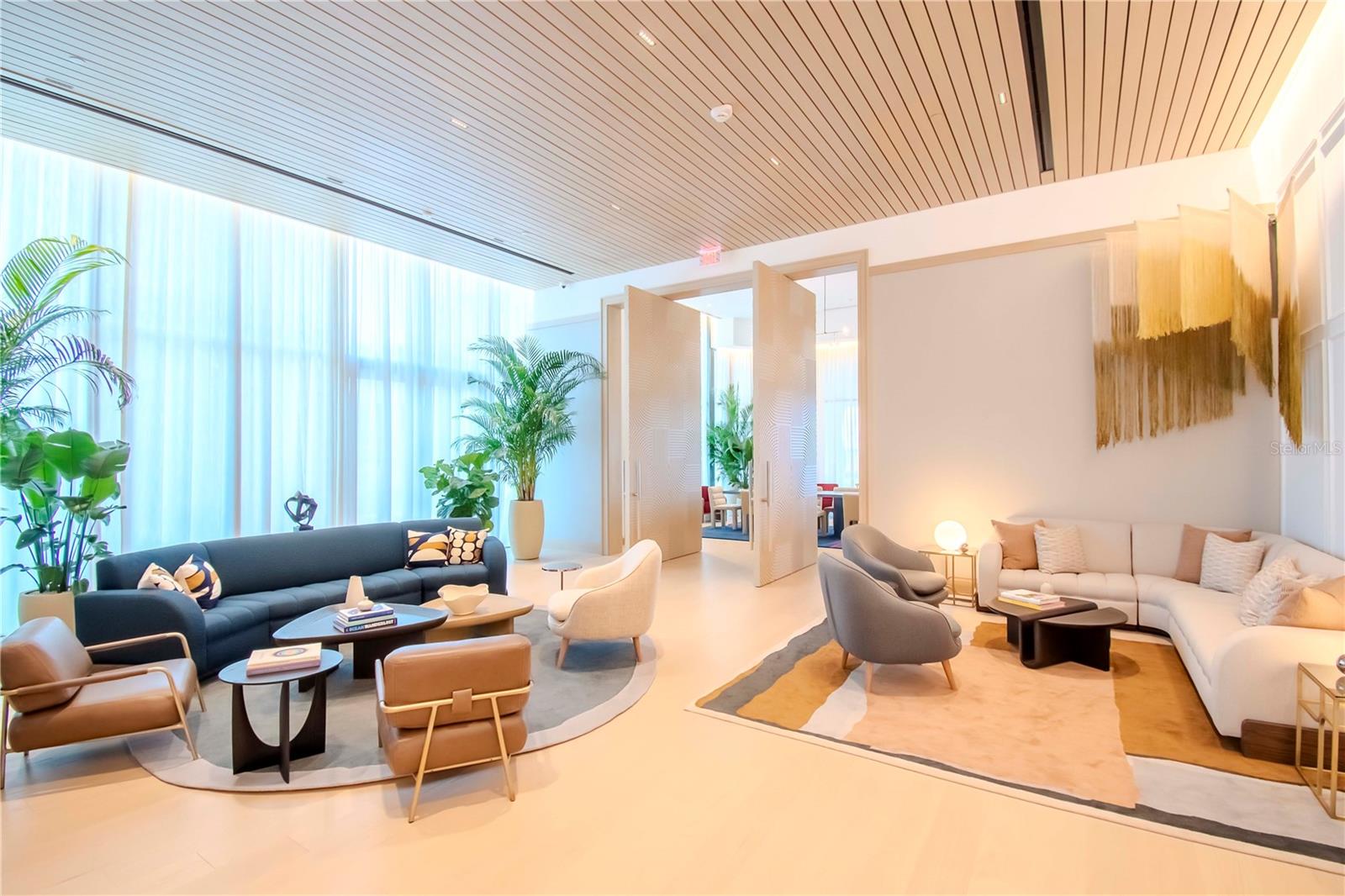 RITZ-CARLTON RESIDENCES - Residential Lease