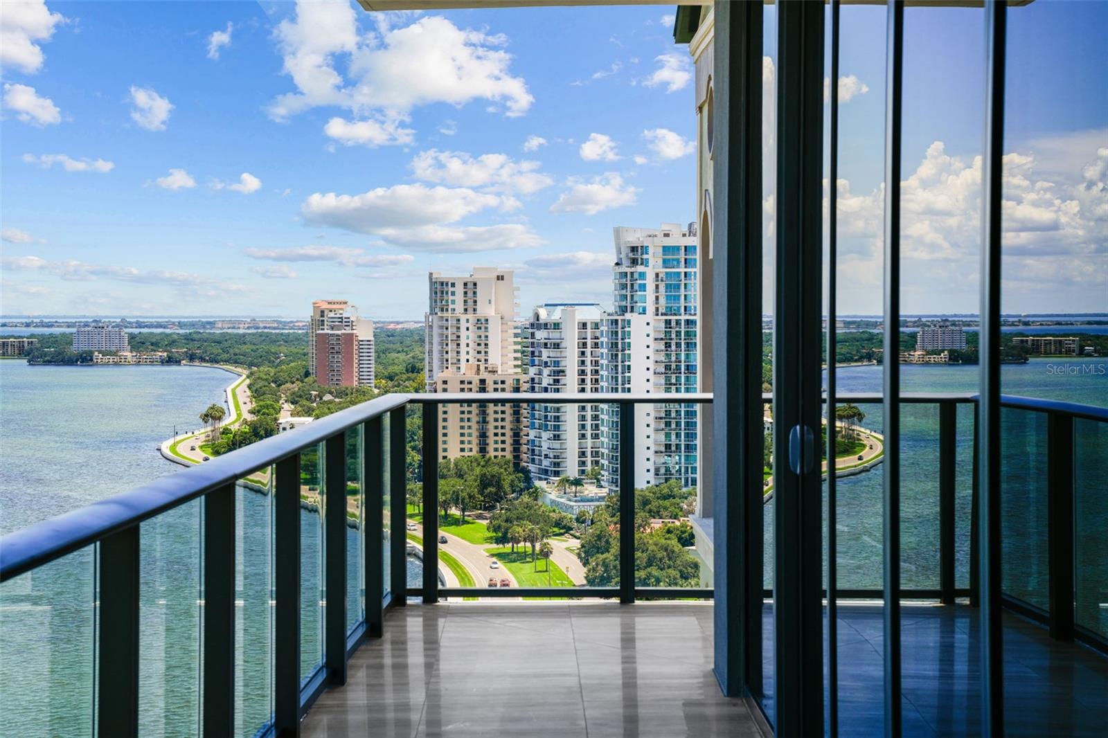 3101 BAYSHORE BOULEVARD 2004
