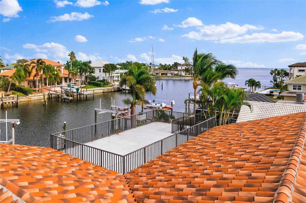 VENETIAN ISLES - Residential