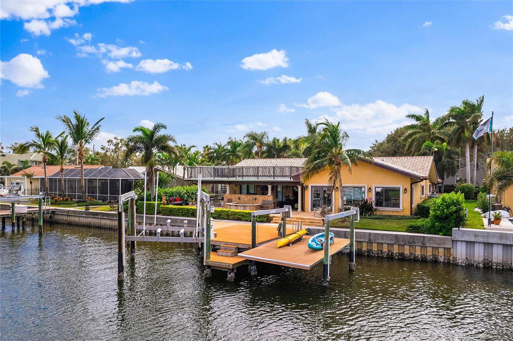 VENETIAN ISLES - Residential