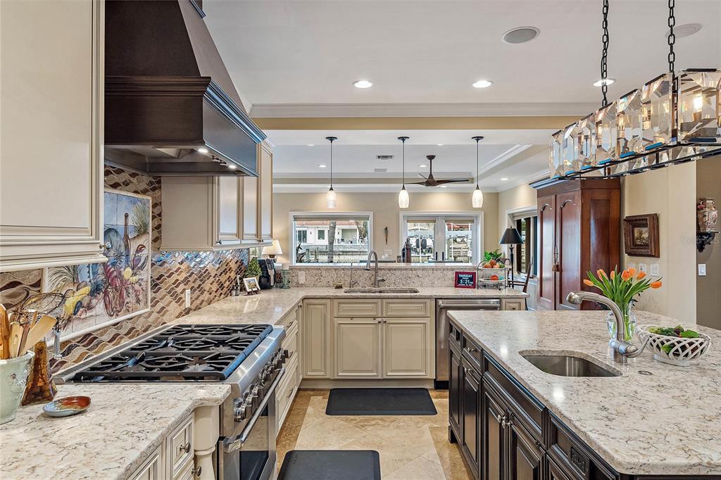 VENETIAN ISLES - Residential