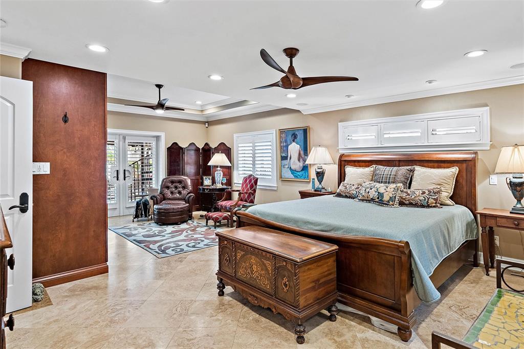 VENETIAN ISLES - Residential