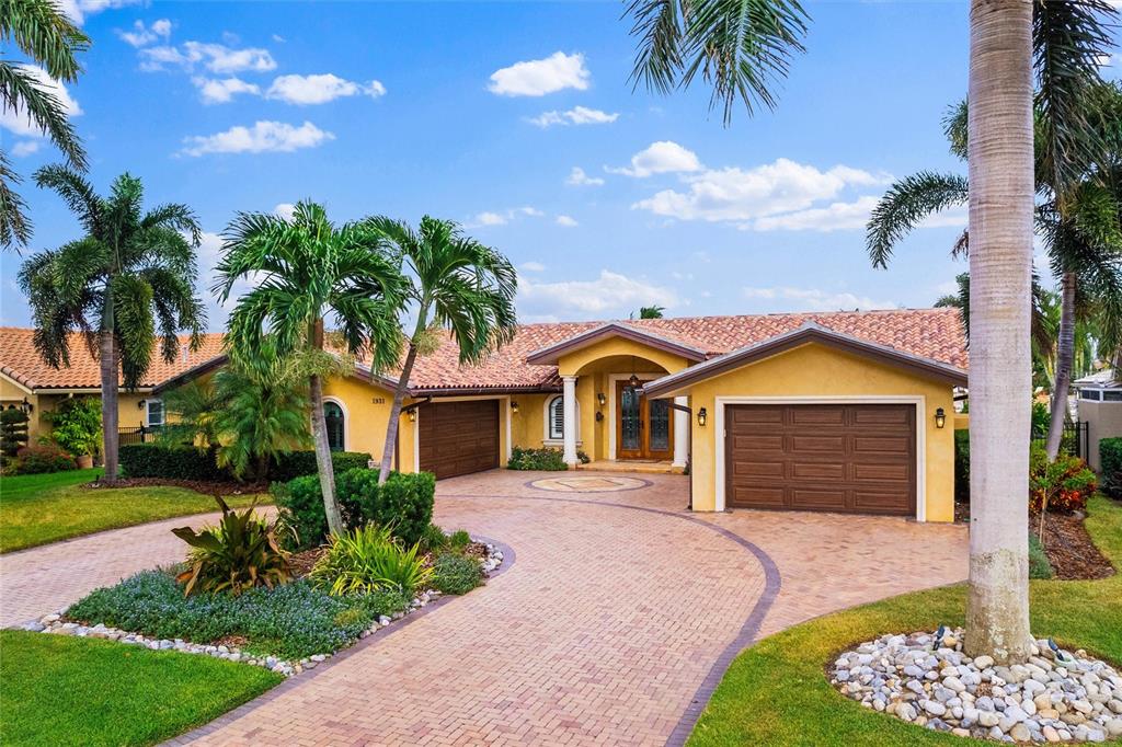 VENETIAN ISLES - Residential