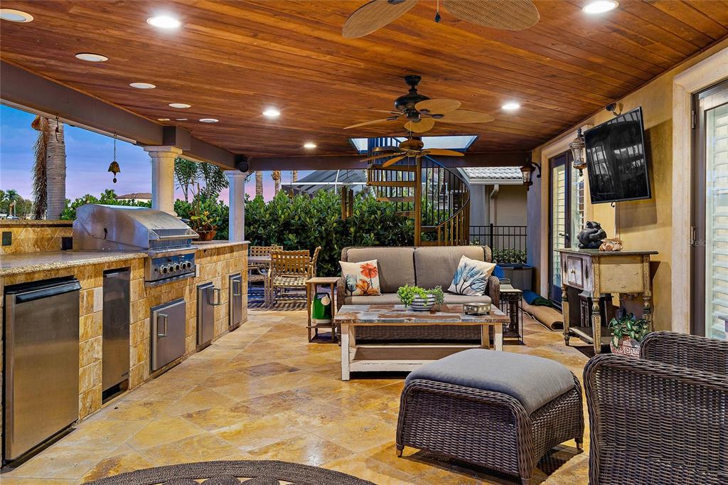 VENETIAN ISLES - Residential