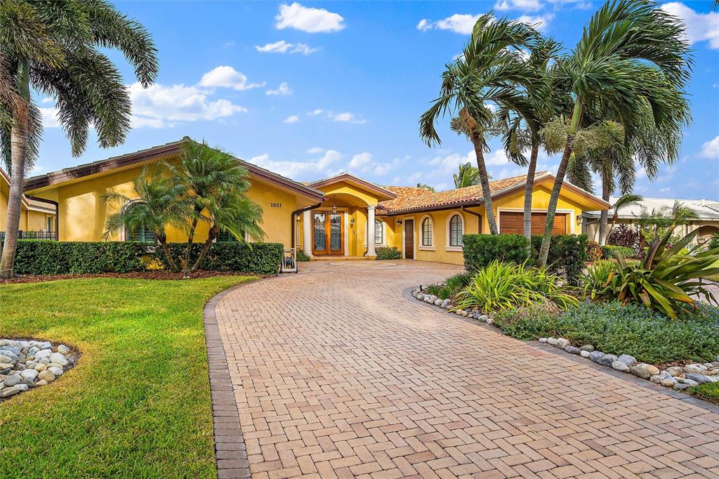 VENETIAN ISLES - Residential