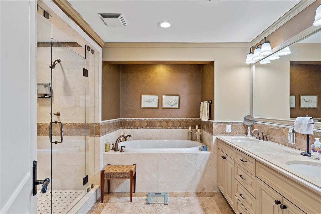 VENETIAN ISLES - Residential