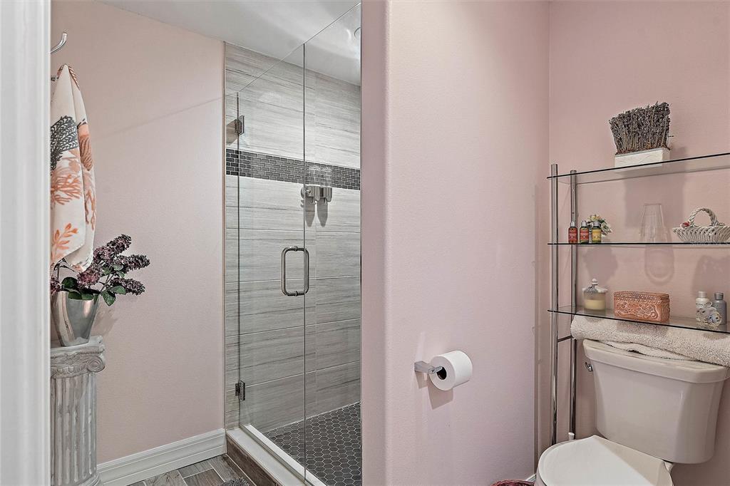 VENETIAN ISLES - Residential