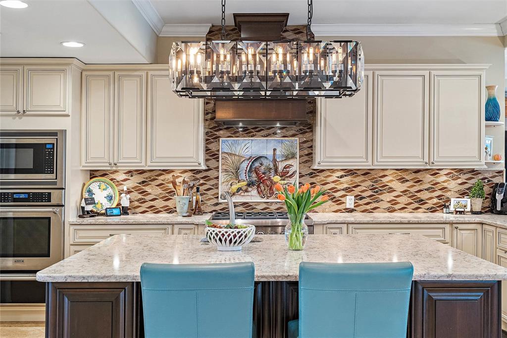 VENETIAN ISLES - Residential