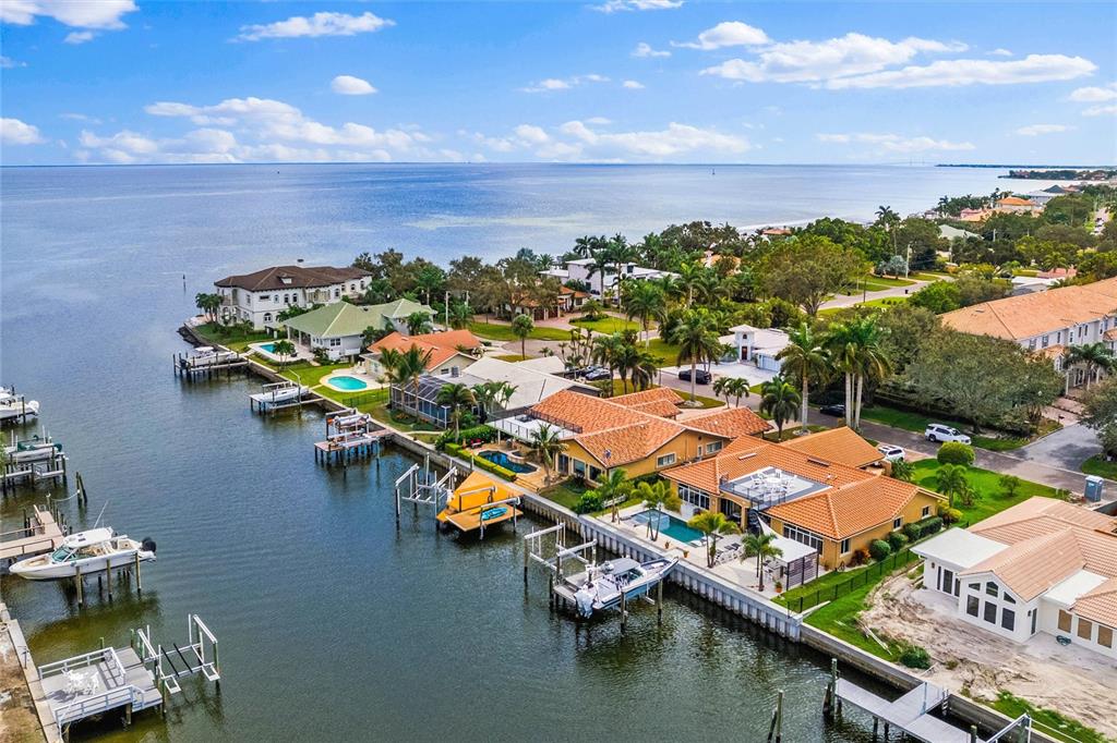 VENETIAN ISLES - Residential