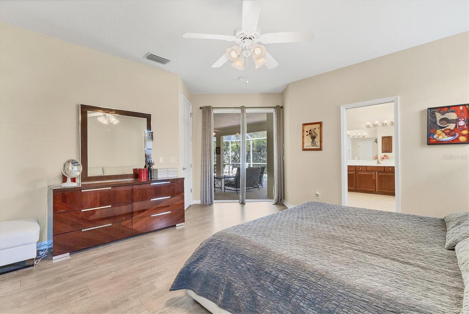 RIVER PLACE - Residential