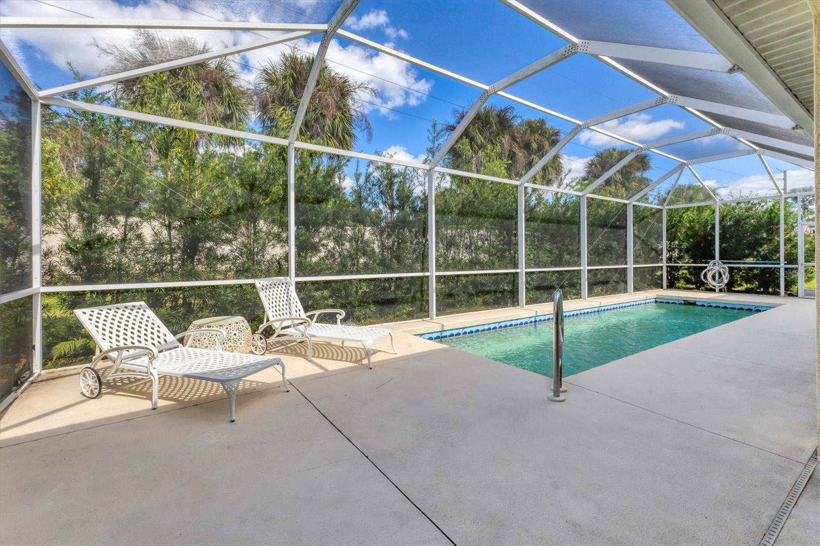 RIVER PLACE - Residential