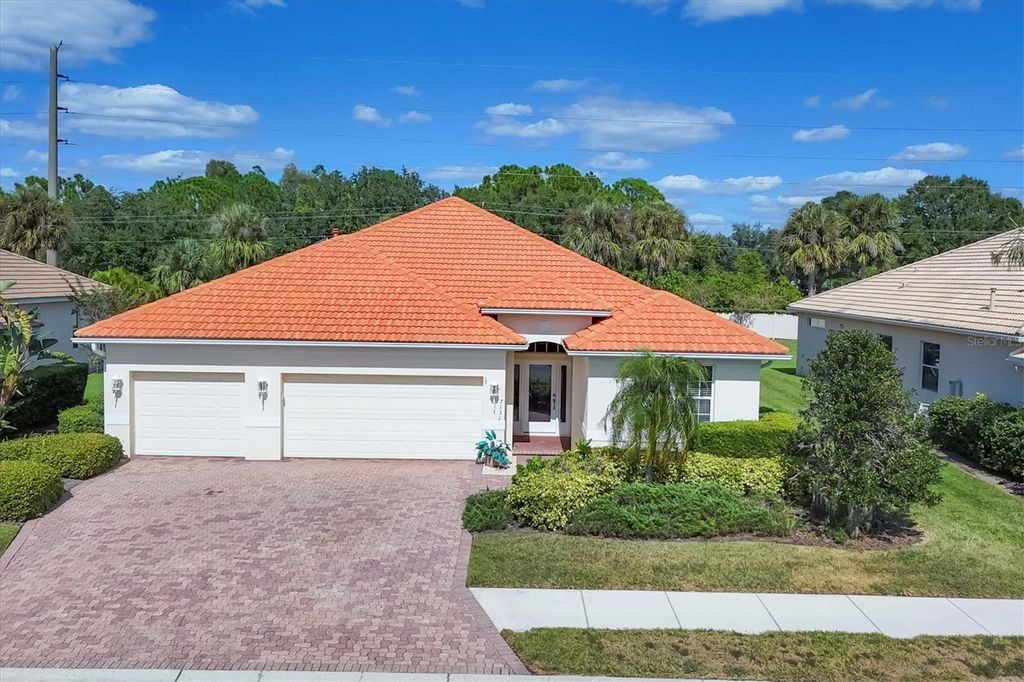 Photo of 7131 67th Ter E, Bradenton, FL 34203 (MLS # A4669228)