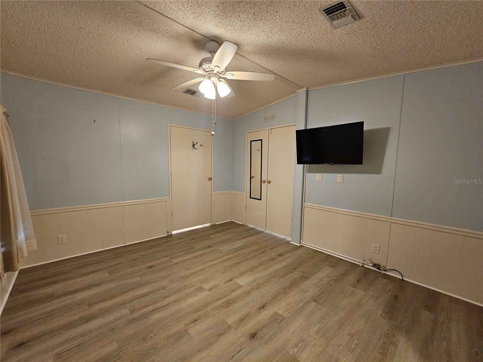 TERRA SIESTA MH CO-OP OR1352/1059 - Residential