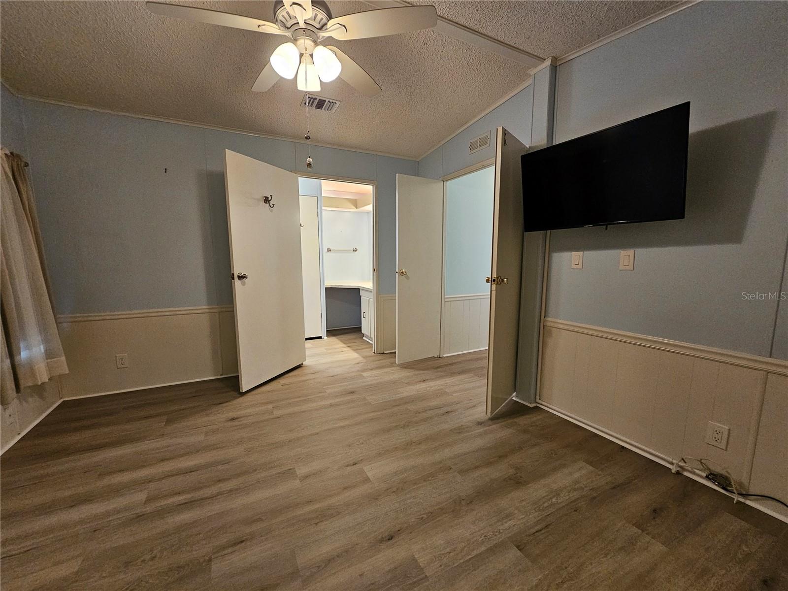 TERRA SIESTA MH CO-OP OR1352/1059 - Residential