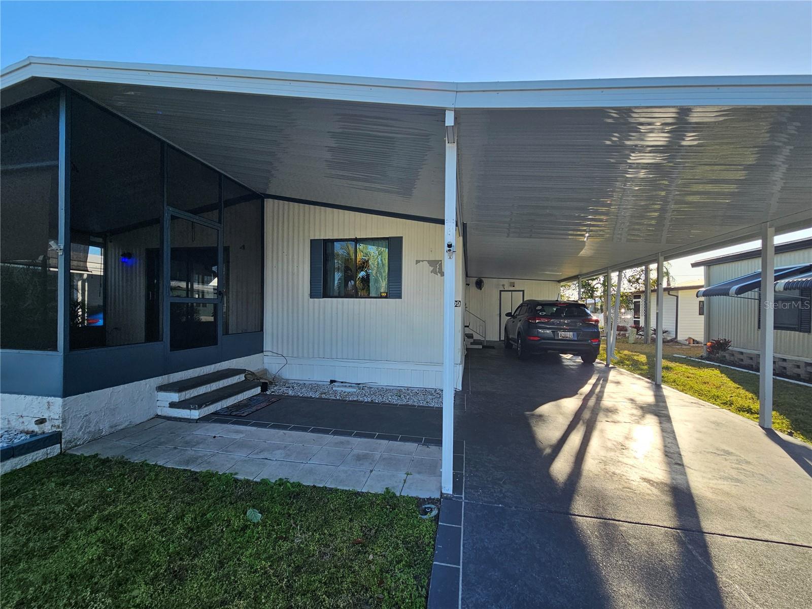 TERRA SIESTA MH CO-OP OR1352/1059 - Residential