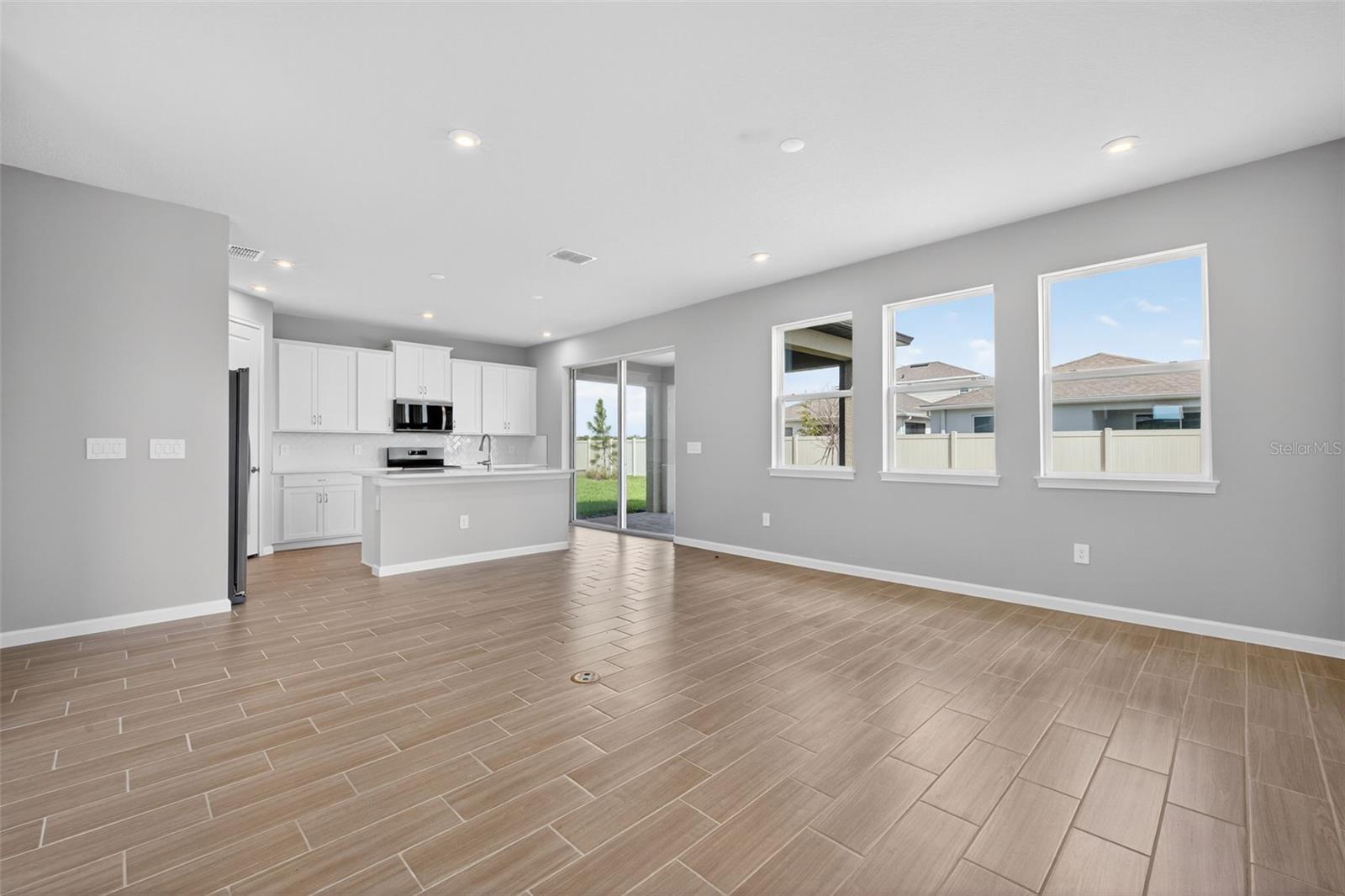 CROSSWIND RANCH - Residential