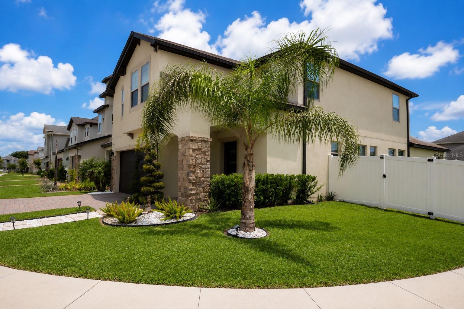 2824 NOBLE CROW DRIVE