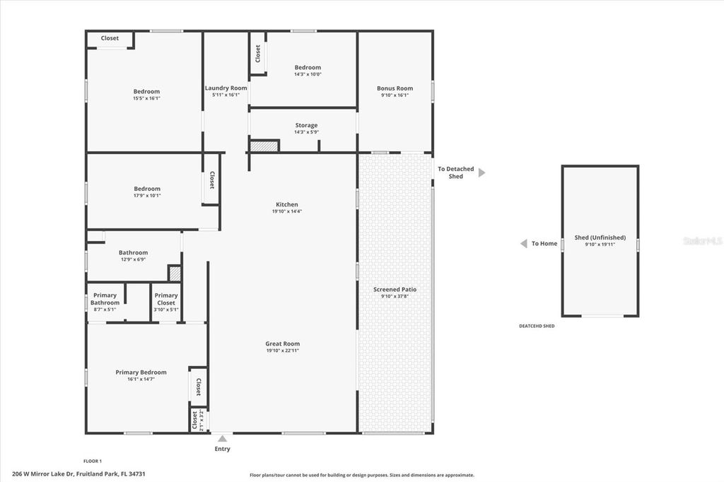 Photo of 206 W Mirror Lake Drive, Fruitland Park, FL 34731 (MLS # G5102944)