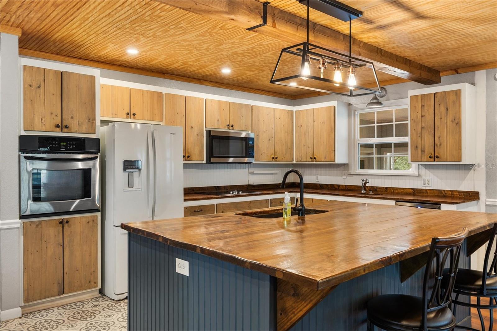 FRUITLAND PARK - Residential