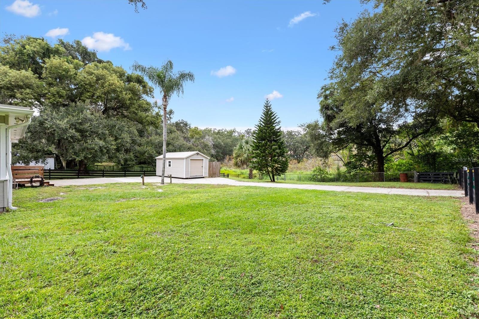 FRUITLAND PARK - Residential
