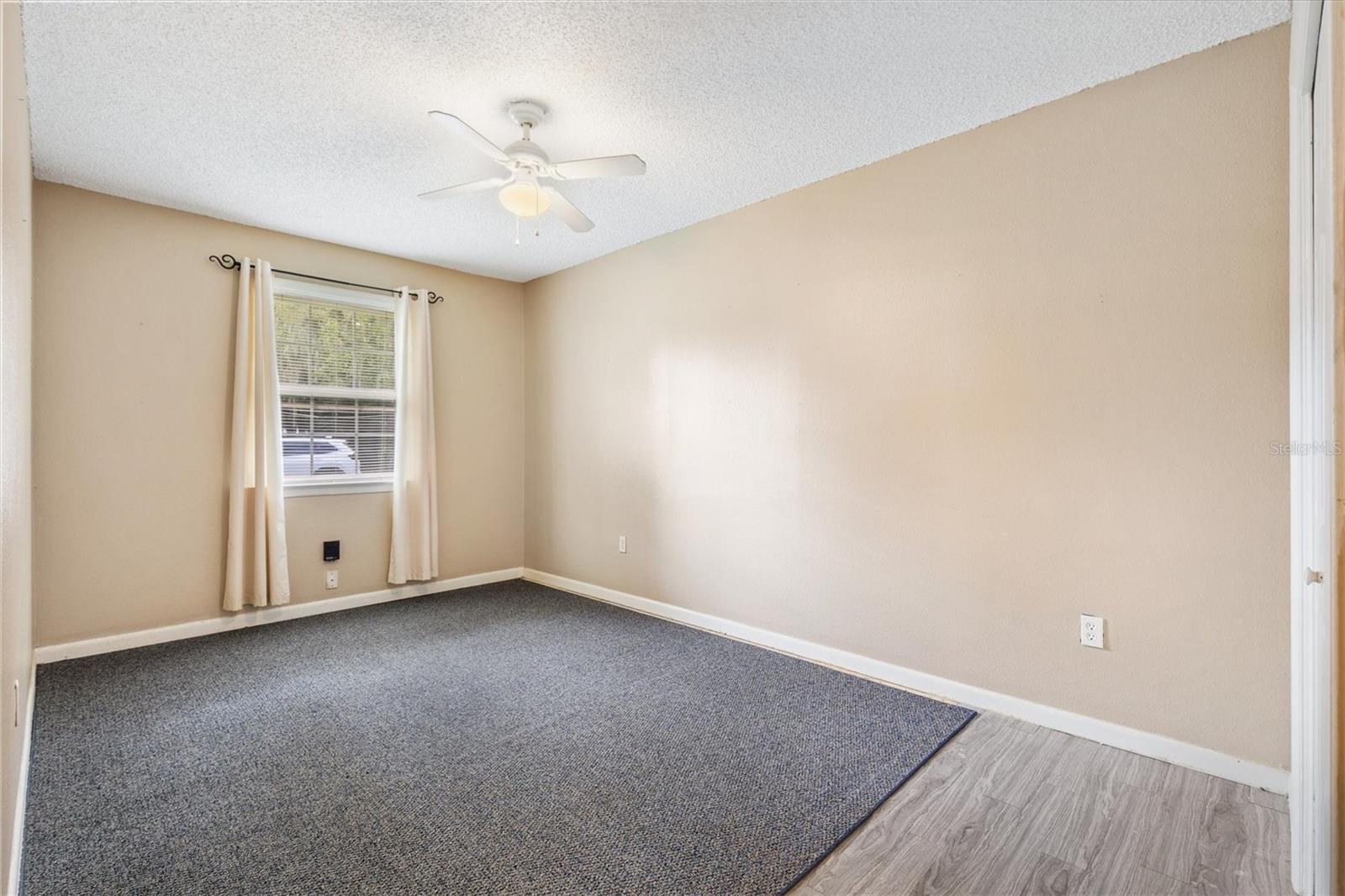 FRUITLAND PARK - Residential