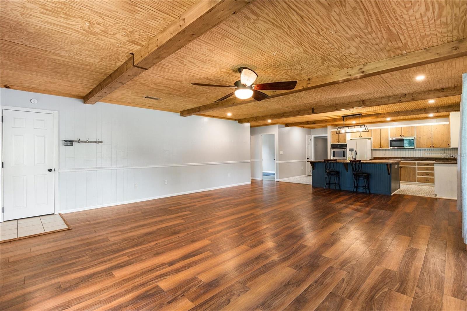 FRUITLAND PARK - Residential