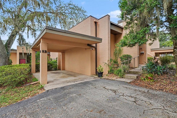 601 W OLD US HIGHWAY 441, MOUNT DORA, FL 32757 - Image 5d1b0a17d7aeafa5bee0b9a5dfd9cc5a/483171824
