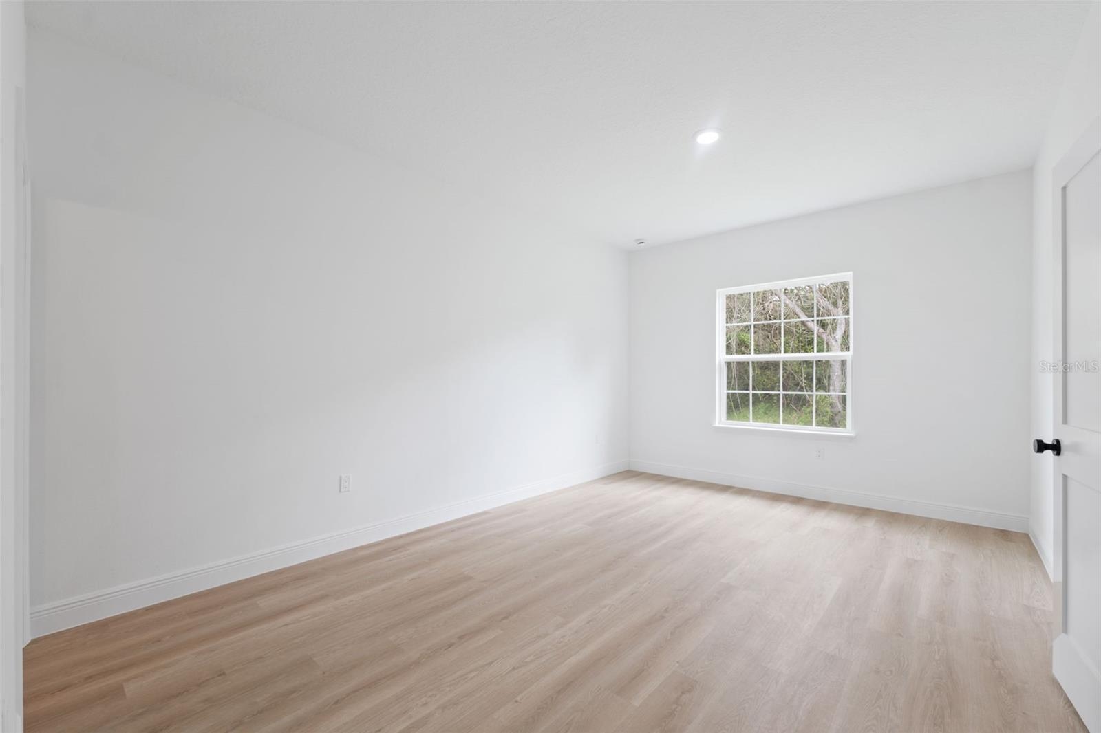 MARION OAKS 05 - Residential Lease