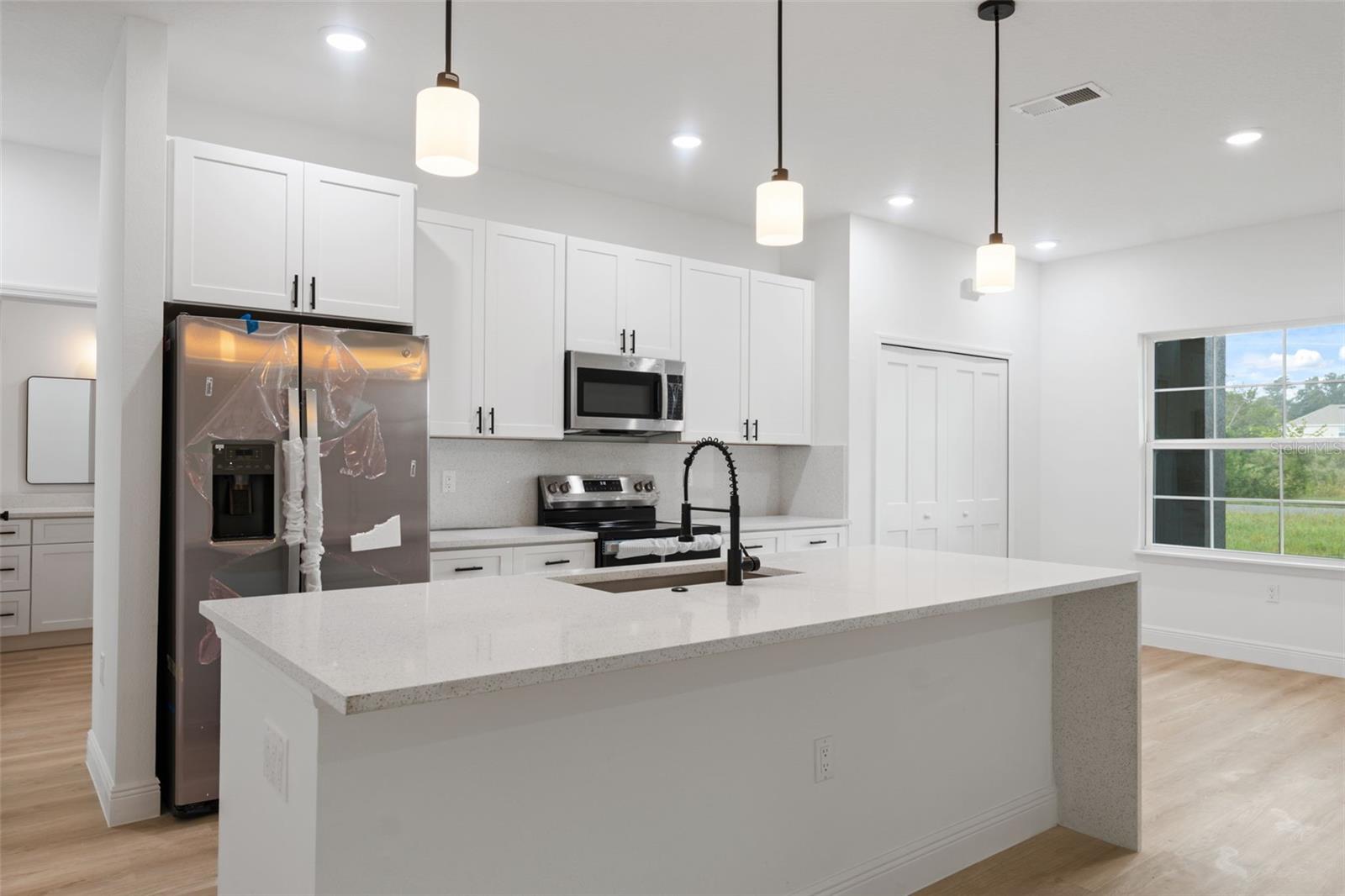 MARION OAKS 05 - Residential Lease