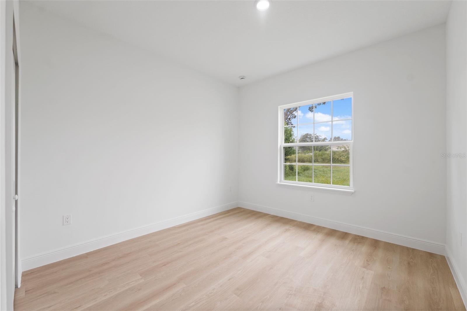 MARION OAKS 05 - Residential Lease