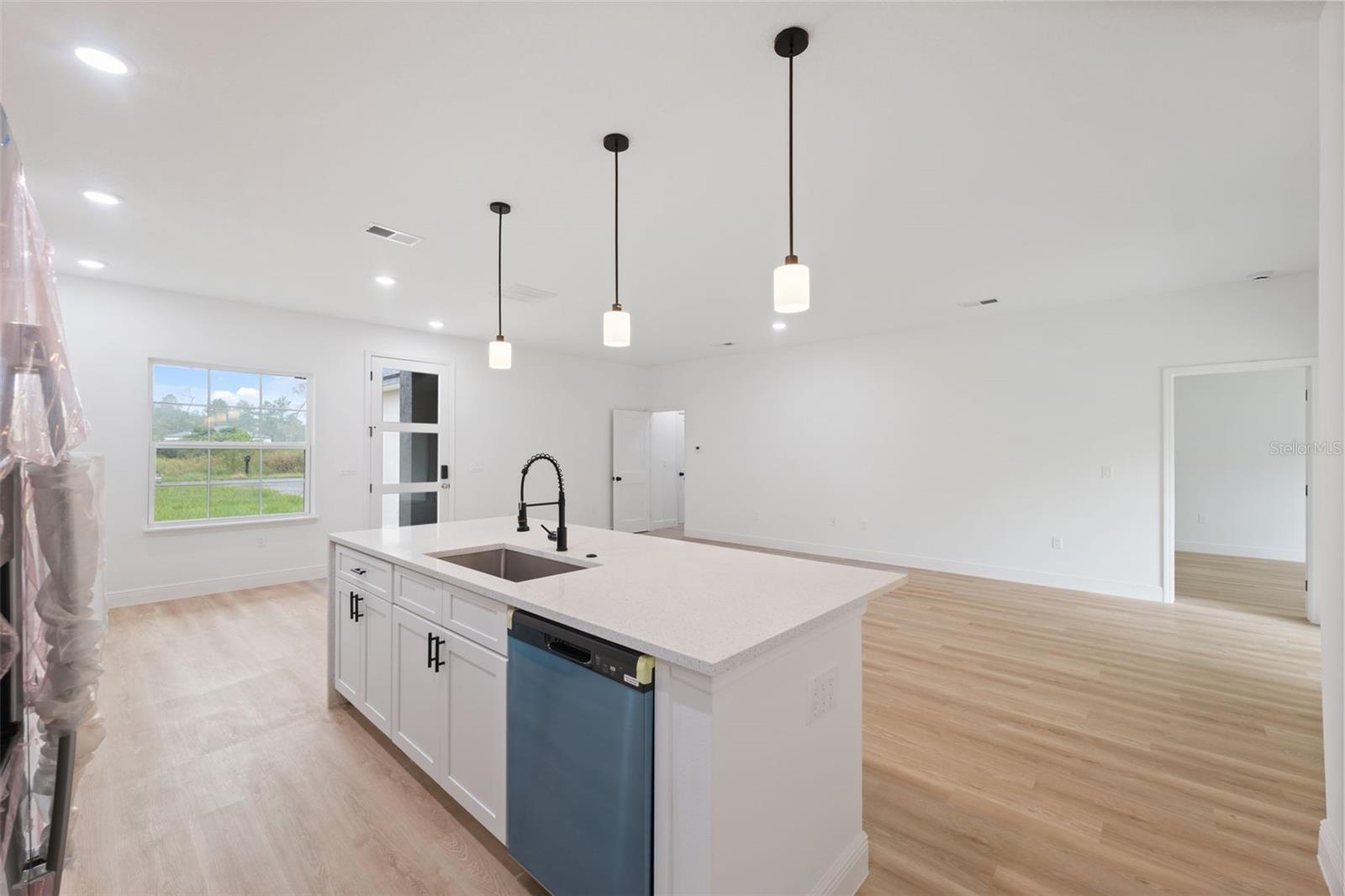 MARION OAKS 05 - Residential Lease