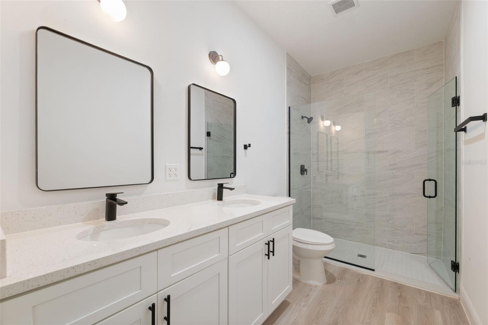 MARION OAKS 05 - Residential Lease