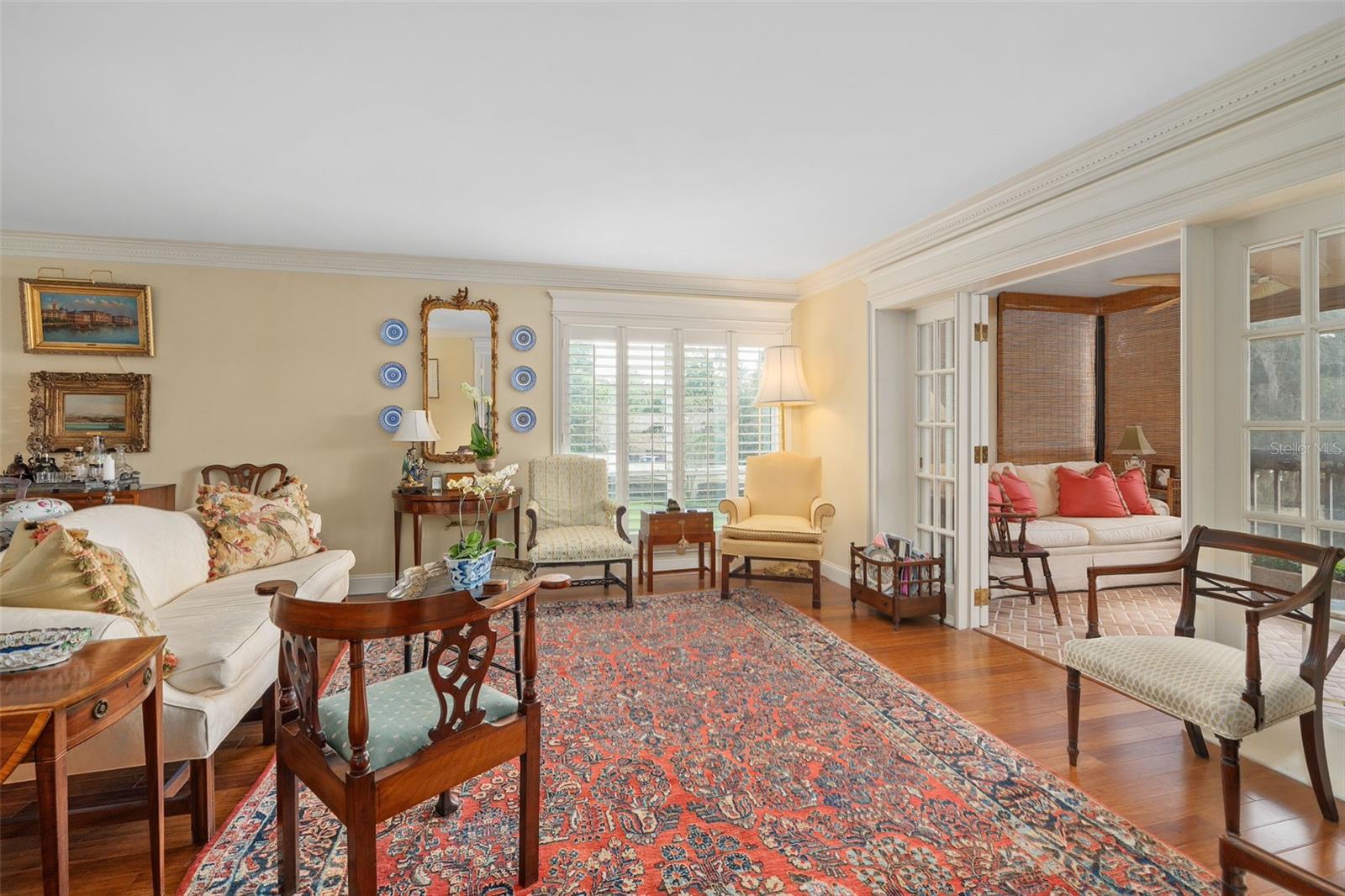 MOORINGS ON LAKE MAITLAND CONDO - Residential